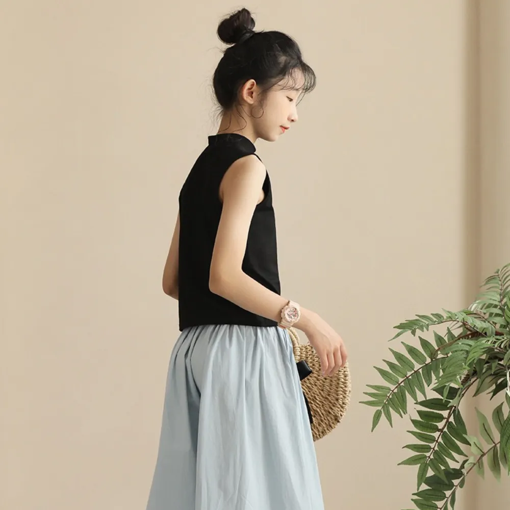 日系 圆圈镂空T恤/ 天蓝色裙裤 Slim-Fit Top/ Culottes in Sky Blue