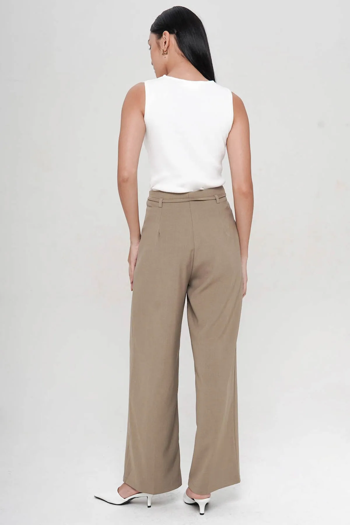 Cooper High-Waist Belted Pants In Khaki