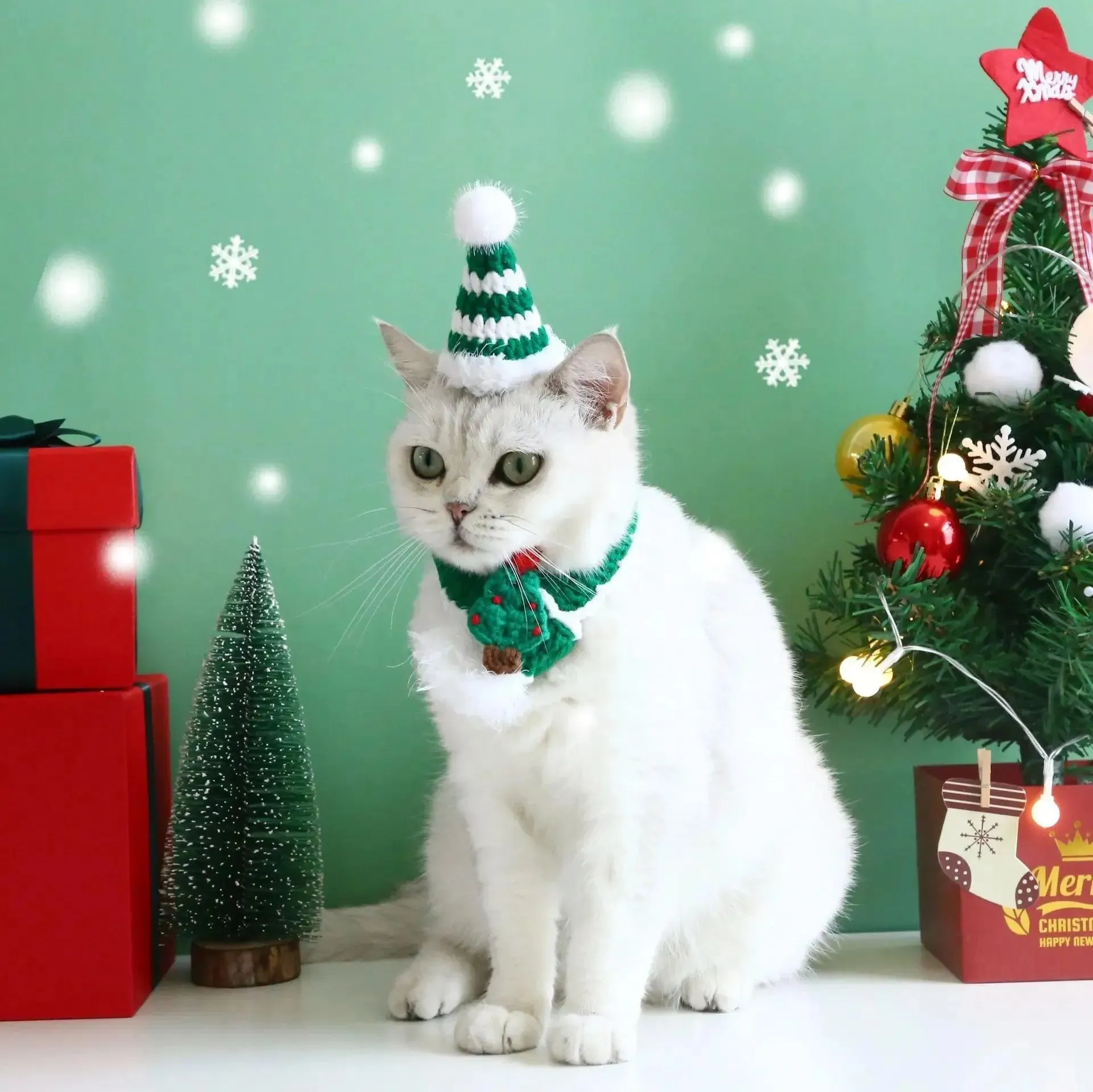 Festive Knitted Pet Collar