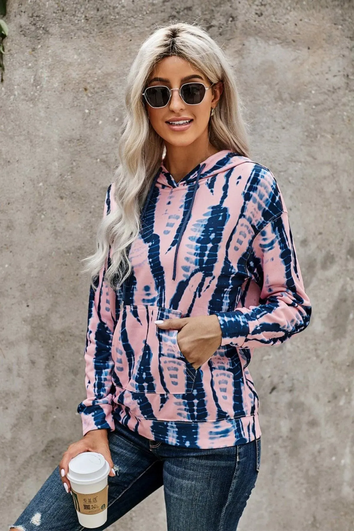 Get Cozy Tie-Dye Print Pullover Hoodie - Perfect for Ladies!