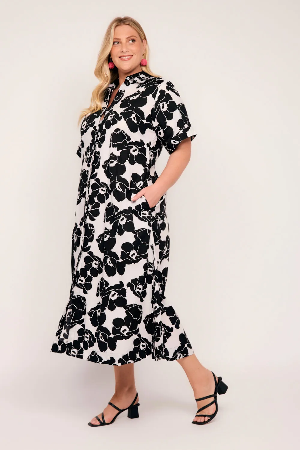 Gracie Shirt Dress in Carnival