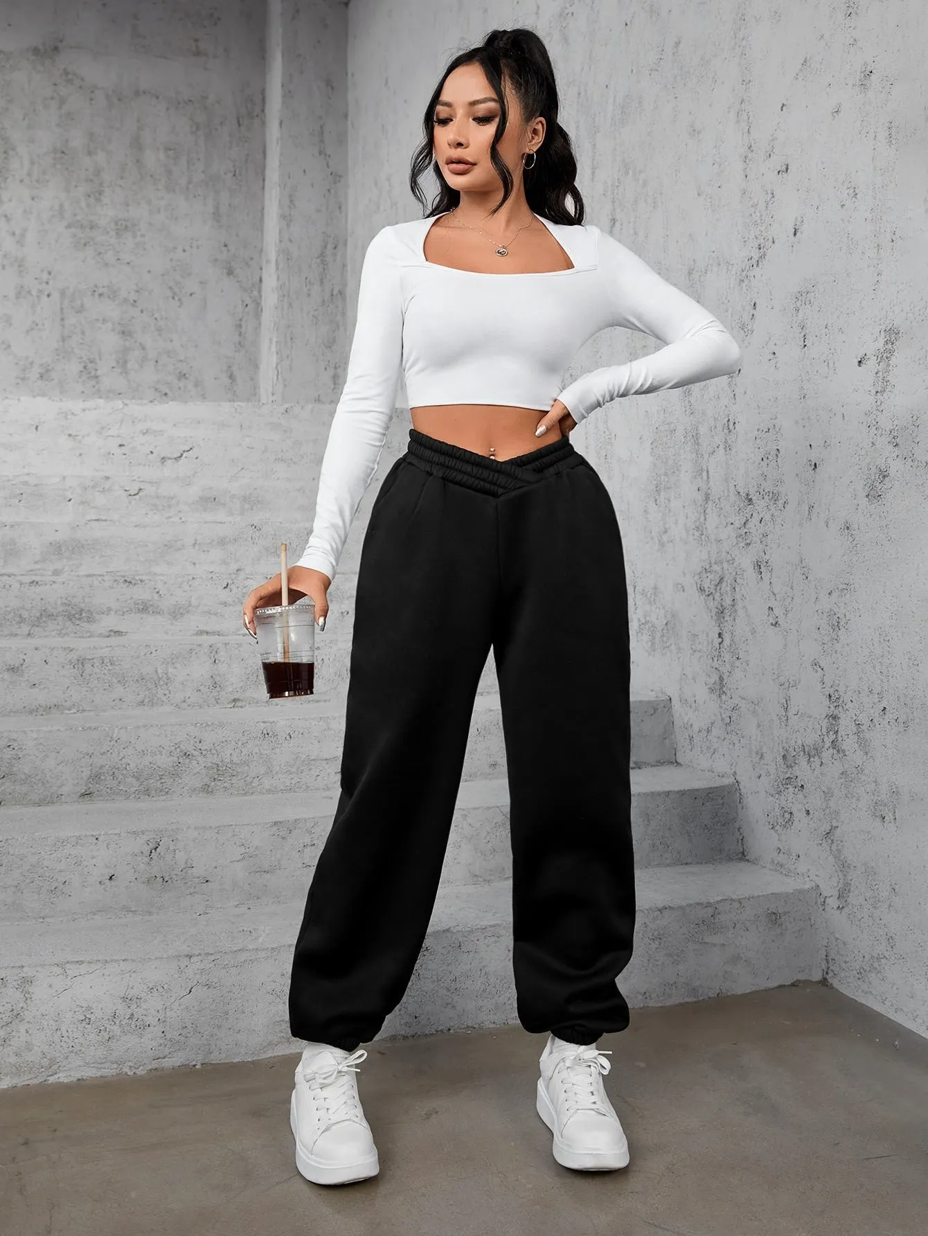 High-waisted Baggy Sweatpants Cross Waist Detail FW23