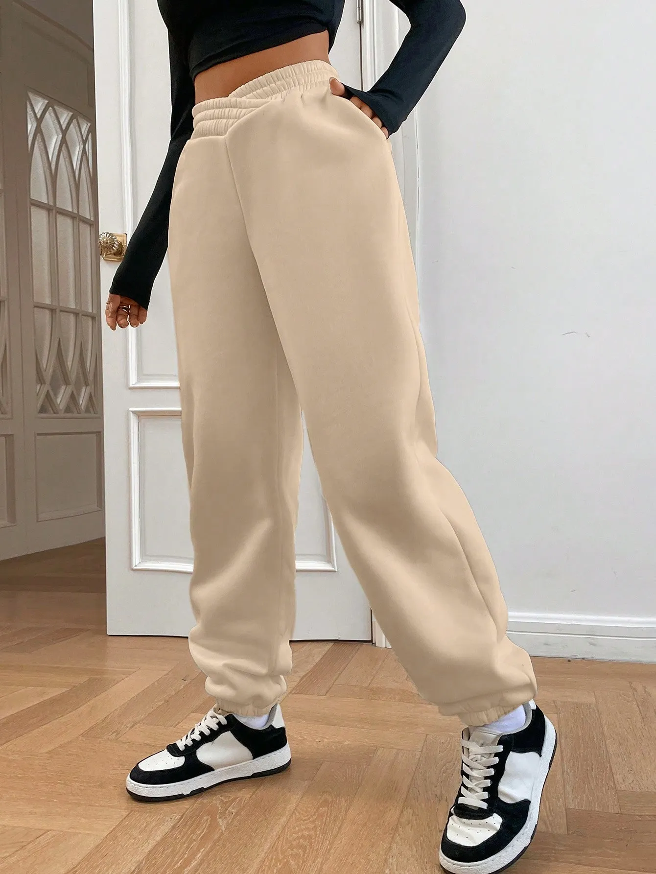 High-waisted Baggy Sweatpants Cross Waist Detail FW23