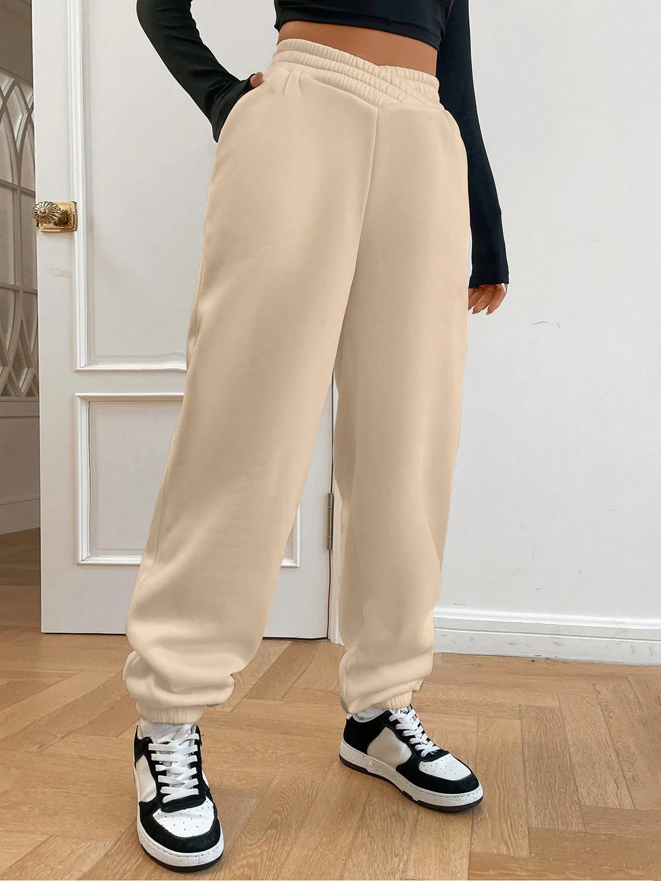 High-waisted Baggy Sweatpants Cross Waist Detail FW23