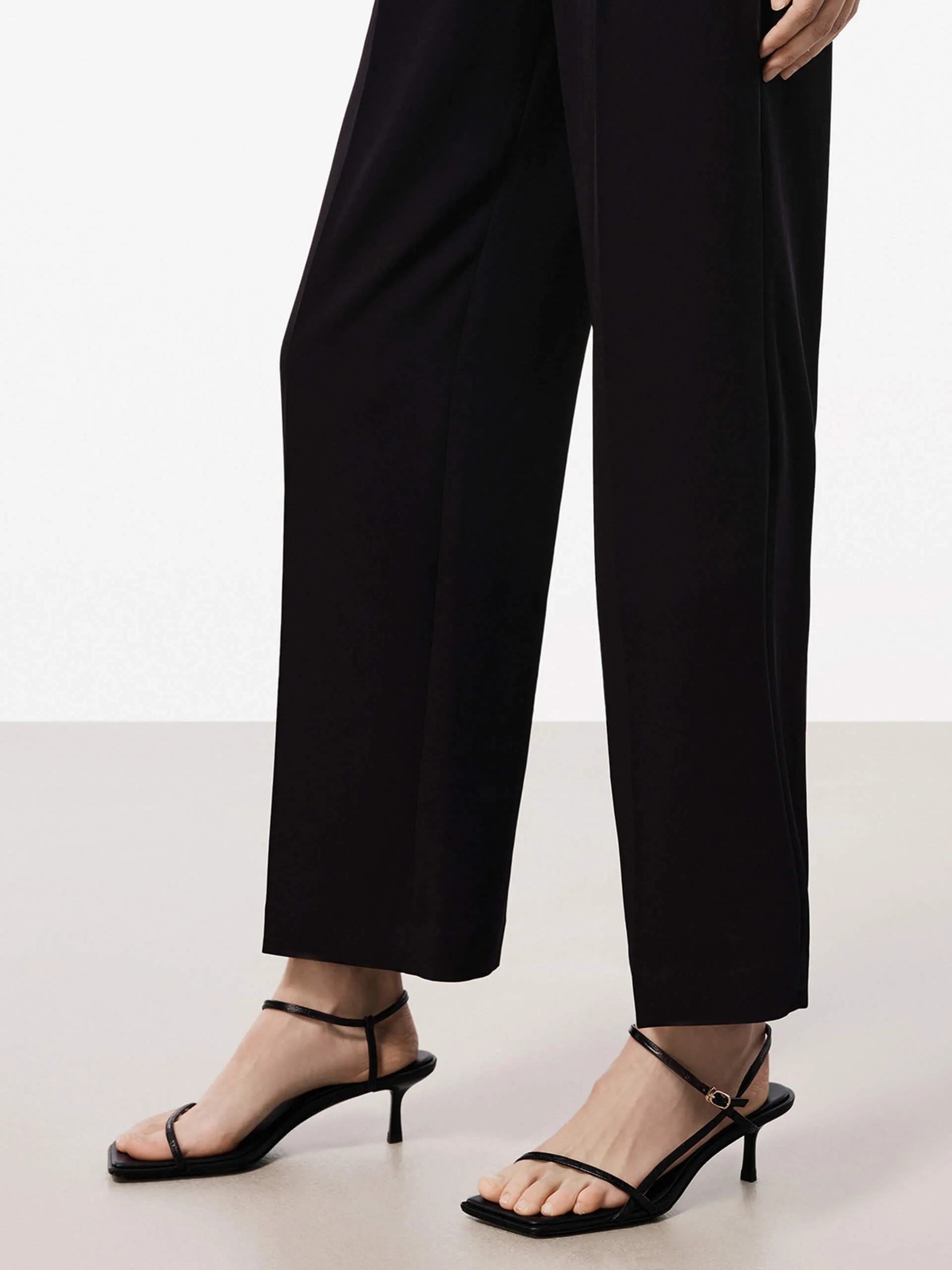 Straight Contrast Waist Pants