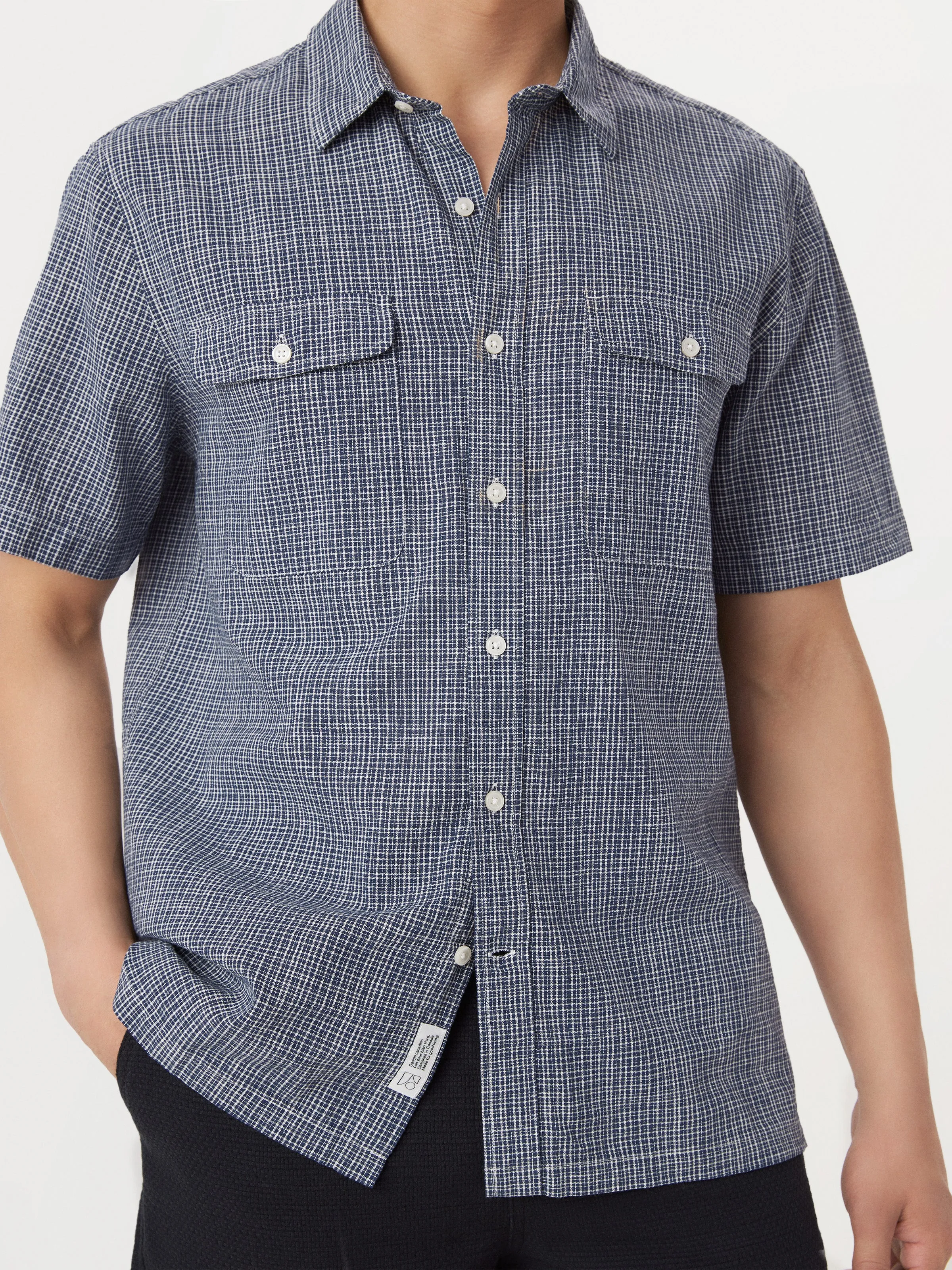 The Short Sleeve Hemp Shirt in Navy