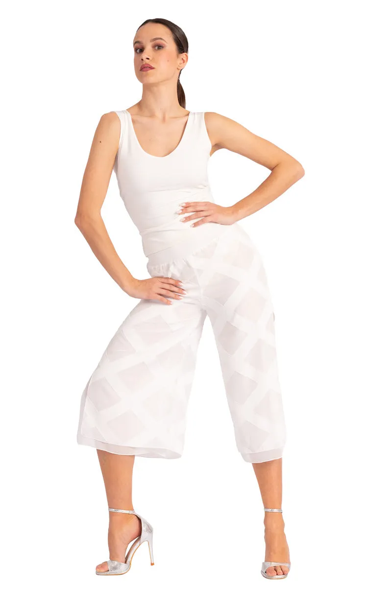 Two-layer White 3D Relief Cropped Culottes With Slits (M)